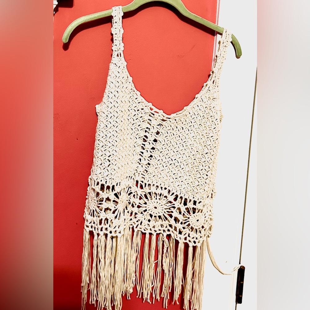 BOHO TOP WITH FRINGE BOTTOM